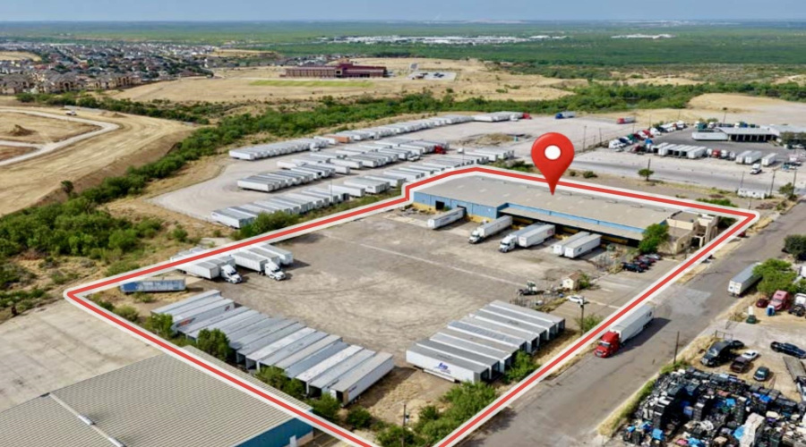 705 Enterprise St, Laredo, Texas 78045, 1 Bedroom Bedrooms, 51 Rooms Rooms,2 BathroomsBathrooms,Commercial/industrial,For Sale,705 Enterprise St,20264591