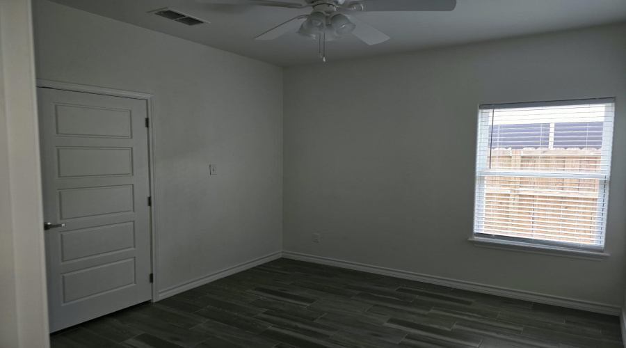 1610 Lomas Del Sur Blvd., LAREDO, Texas 78046, 3 Bedrooms Bedrooms, 5 Rooms Rooms,2 BathroomsBathrooms,Residential,For Rent,1610 Lomas Del Sur Blvd.,20264587