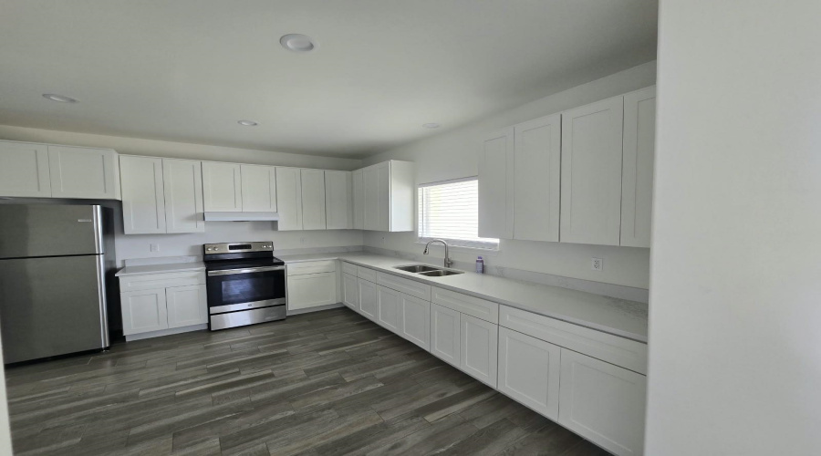 1610 Lomas Del Sur Blvd., LAREDO, Texas 78046, 3 Bedrooms Bedrooms, 5 Rooms Rooms,2 BathroomsBathrooms,Residential,For Rent,1610 Lomas Del Sur Blvd.,20264587