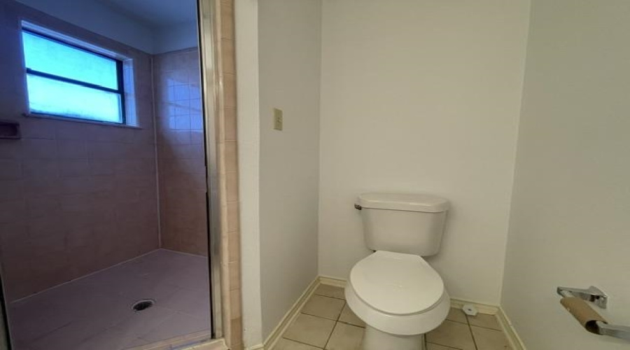 100 Village Blvd, Laredo, Texas 78041, 2 Bedrooms Bedrooms, 4 Rooms Rooms,2 BathroomsBathrooms,Residential,For Sale,100 Village Blvd,20264588
