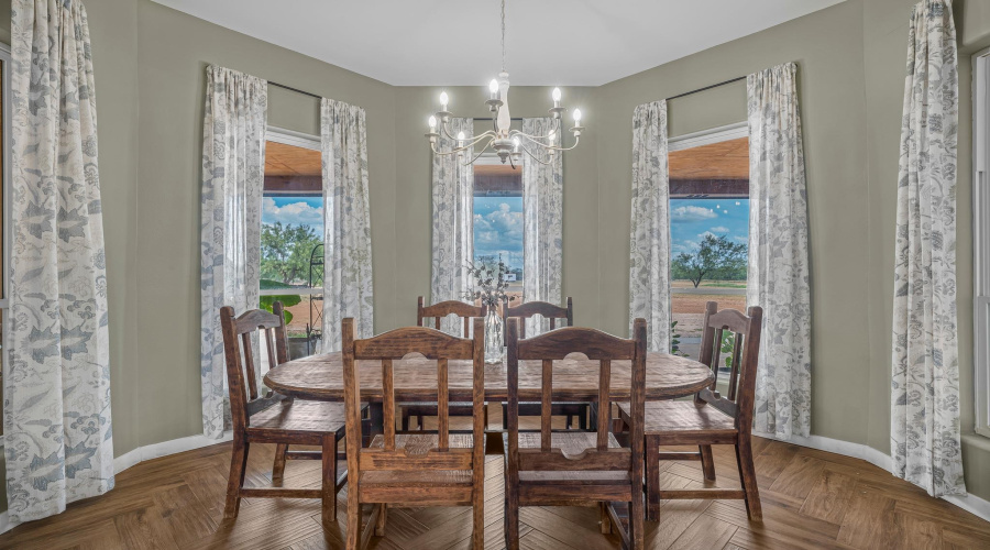 275 Jefferies Rd., Laredo, Texas 78045-3719, 4 Bedrooms Bedrooms, 8 Rooms Rooms,3 BathroomsBathrooms,Residential,For Sale,275 Jefferies Rd.,20264590