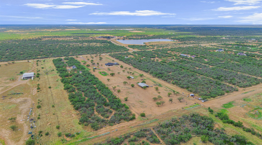 275 Jefferies Rd., Laredo, Texas 78045-3719, 4 Bedrooms Bedrooms, 8 Rooms Rooms,3 BathroomsBathrooms,Residential,For Sale,275 Jefferies Rd.,20264590
