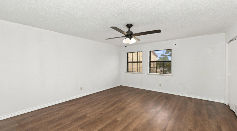 5300 Cypress Dr, LAREDO, Texas 78041, 3 Bedrooms Bedrooms, 6 Rooms Rooms,1 BathroomBathrooms,Residential,For Sale,5300 Cypress Dr,20264592