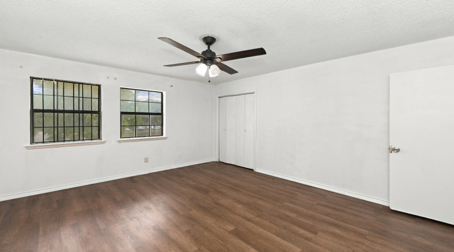 5300 Cypress Dr, LAREDO, Texas 78041, 3 Bedrooms Bedrooms, 6 Rooms Rooms,1 BathroomBathrooms,Residential,For Sale,5300 Cypress Dr,20264592