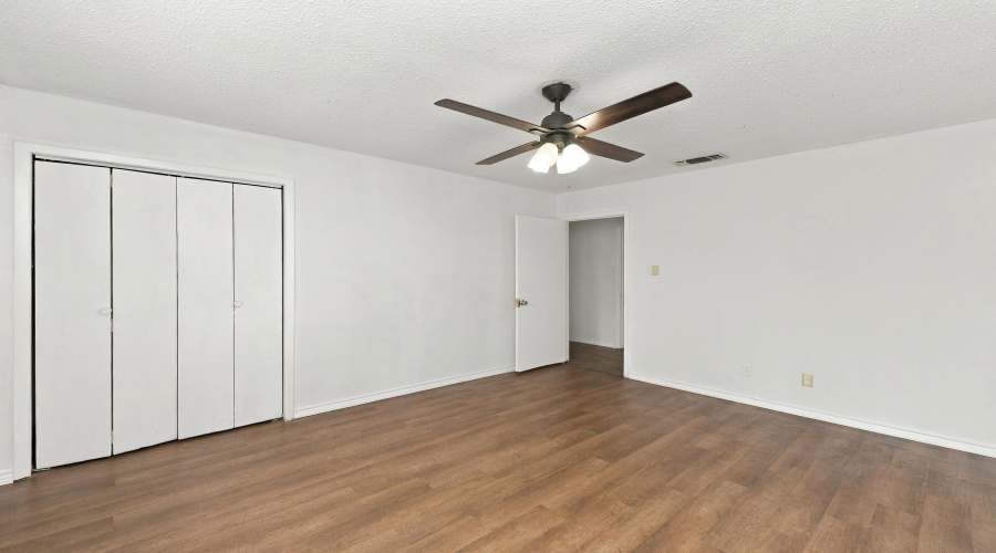 5300 Cypress Dr, LAREDO, Texas 78041, 3 Bedrooms Bedrooms, 6 Rooms Rooms,1 BathroomBathrooms,Residential,For Sale,5300 Cypress Dr,20264592