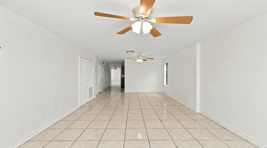 5300 Cypress Dr, LAREDO, Texas 78041, 3 Bedrooms Bedrooms, 6 Rooms Rooms,1 BathroomBathrooms,Residential,For Sale,5300 Cypress Dr,20264592