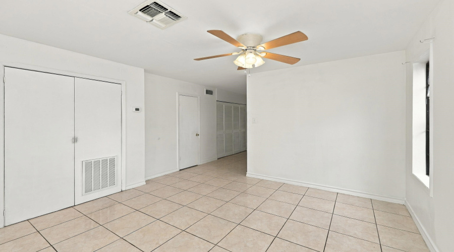 5300 Cypress Dr, LAREDO, Texas 78041, 3 Bedrooms Bedrooms, 6 Rooms Rooms,1 BathroomBathrooms,Residential,For Sale,5300 Cypress Dr,20264592