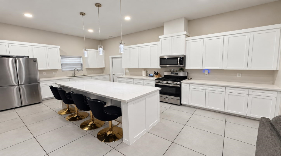 1714 Lomas Del Sur Blvd., Laredo, Texas 78046, 3 Bedrooms Bedrooms, 5 Rooms Rooms,2 BathroomsBathrooms,Residential,For Sale,1714 Lomas Del Sur Blvd.,20264596