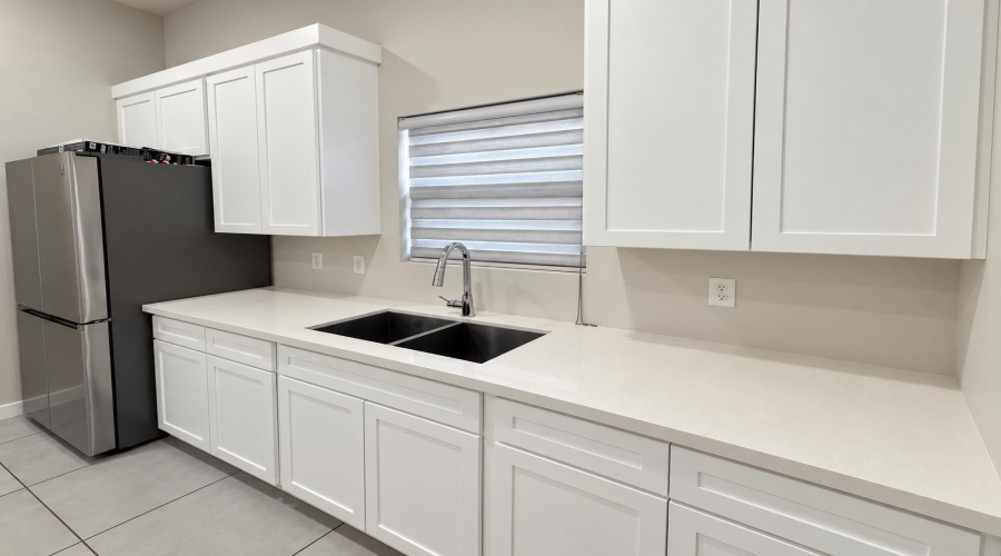 1714 Lomas Del Sur Blvd., Laredo, Texas 78046, 3 Bedrooms Bedrooms, 5 Rooms Rooms,2 BathroomsBathrooms,Residential,For Sale,1714 Lomas Del Sur Blvd.,20264596