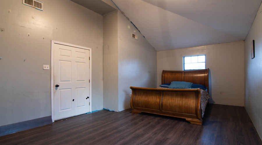 3305 Corpus Christi St, Laredo, Texas 78043, 4 Bedrooms Bedrooms, 7 Rooms Rooms,2 BathroomsBathrooms,Residential,For Sale,3305 Corpus Christi St,20264597