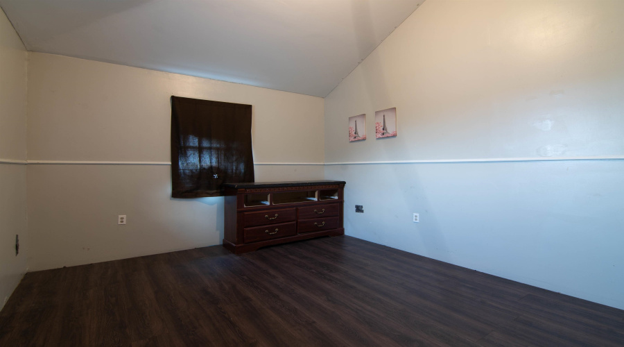 3305 Corpus Christi St, Laredo, Texas 78043, 4 Bedrooms Bedrooms, 7 Rooms Rooms,2 BathroomsBathrooms,Residential,For Sale,3305 Corpus Christi St,20264597