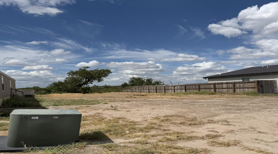 380 Riverhill Lp, Laredo, Texas 78046, ,Land,For Sale,380 Riverhill Lp,20264600