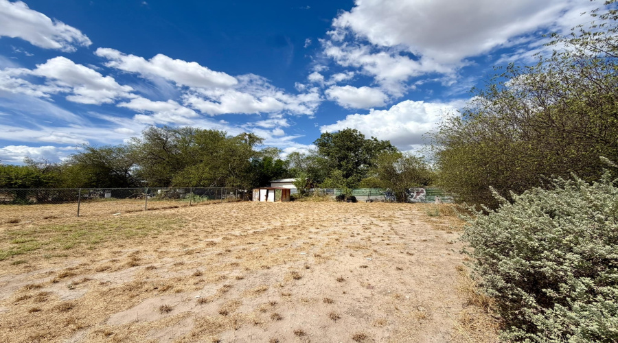 1552 Orquidia Ln W, Rio Bravo, Texas 78046, 1 Bedroom Bedrooms, 4 Rooms Rooms,1 BathroomBathrooms,Residential,For Sale,1552 Orquidia Ln W,20264599