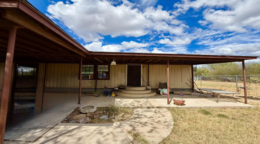 1552 Orquidia Ln W, Rio Bravo, Texas 78046, 1 Bedroom Bedrooms, 4 Rooms Rooms,1 BathroomBathrooms,Residential,For Sale,1552 Orquidia Ln W,20264599
