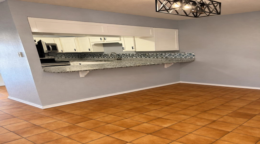 5306 Cypress Dr, Laredo, Texas 78041-3362, 2 Bedrooms Bedrooms, 5 Rooms Rooms,1 BathroomBathrooms,Residential,For Sale,5306 Cypress Dr,20264601