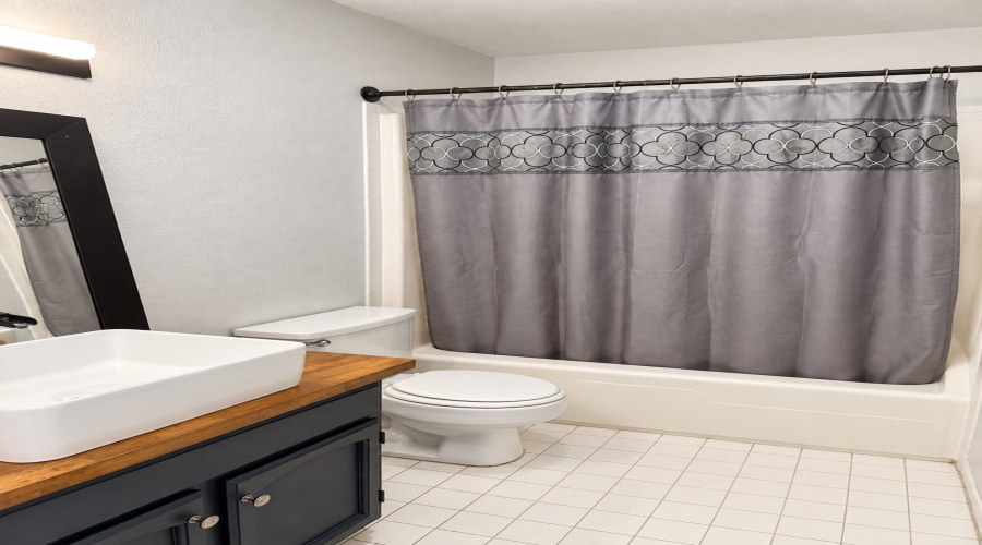 5306 Cypress Dr, Laredo, Texas 78041-3362, 2 Bedrooms Bedrooms, 5 Rooms Rooms,1 BathroomBathrooms,Residential,For Sale,5306 Cypress Dr,20264601