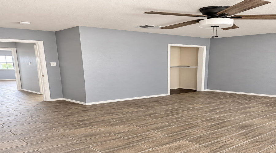 5306 Cypress Dr, Laredo, Texas 78041-3362, 2 Bedrooms Bedrooms, 5 Rooms Rooms,1 BathroomBathrooms,Residential,For Sale,5306 Cypress Dr,20264601