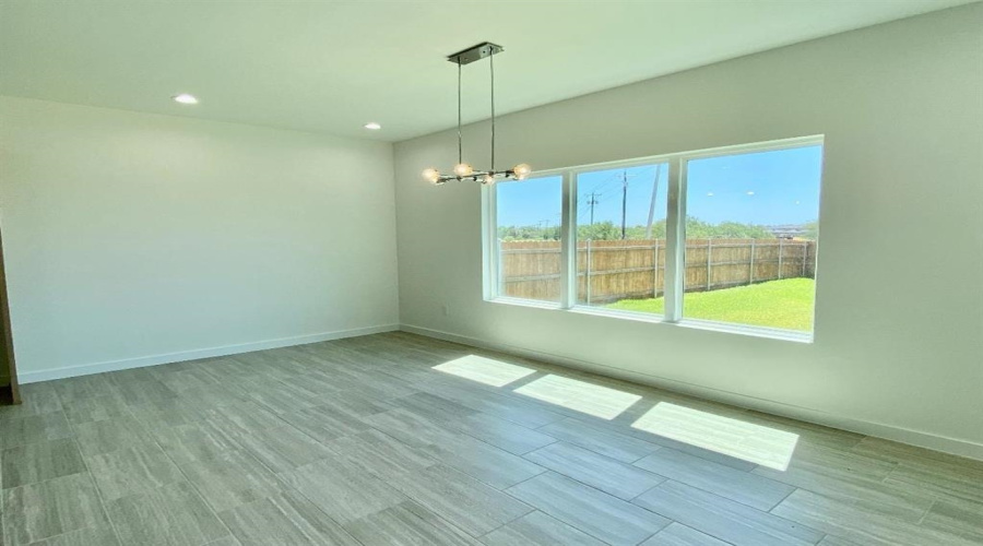 313 Deer Path Loop, Laredo, Texas 78045-2235, 3 Bedrooms Bedrooms, 6 Rooms Rooms,2 BathroomsBathrooms,Residential,For Rent,313 Deer Path Loop,20264603