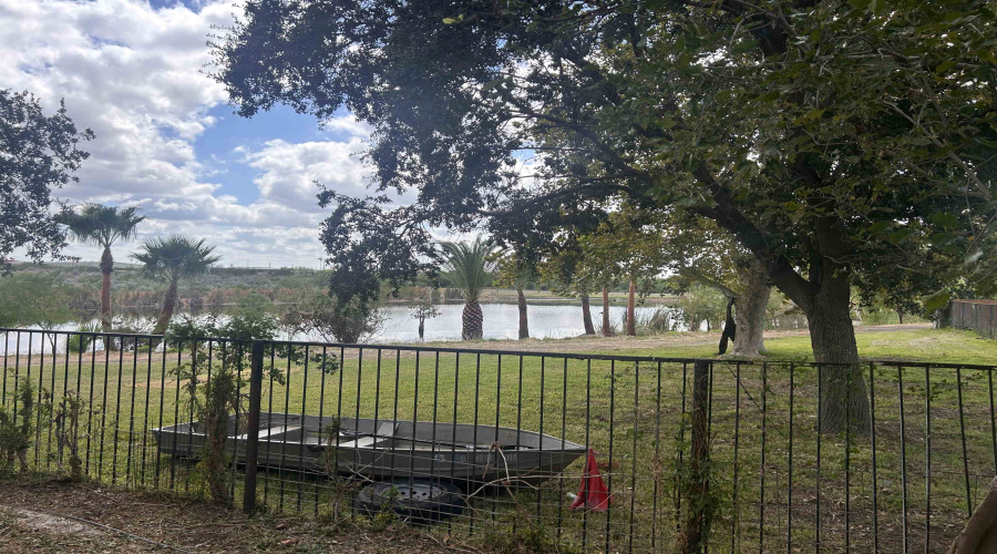 415 Goldeneye Ct, LAREDO, Texas 78045-0000, 3 Bedrooms Bedrooms, 5 Rooms Rooms,2 BathroomsBathrooms,Residential,For Sale,415 Goldeneye Ct,20264605