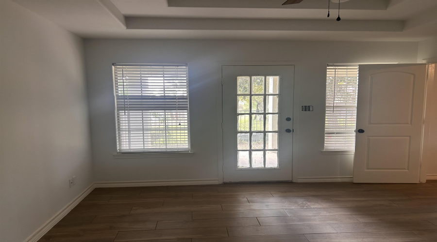 415 Goldeneye Ct, LAREDO, Texas 78045-0000, 3 Bedrooms Bedrooms, 5 Rooms Rooms,2 BathroomsBathrooms,Residential,For Sale,415 Goldeneye Ct,20264605