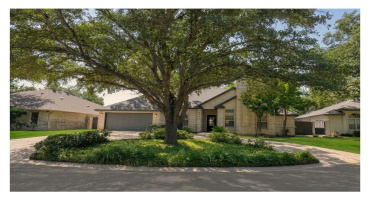 3004 Crest Oak Cir, Laredo, Texas 78045, 3 Bedrooms Bedrooms, 8 Rooms Rooms,2 BathroomsBathrooms,Residential,For Sale,3004 Crest Oak Cir,20264606