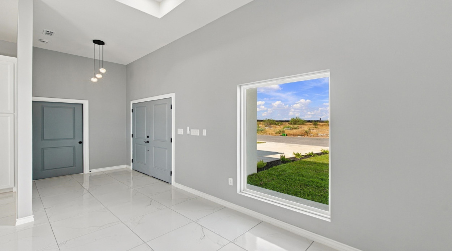 6703 El Jinete Dr., Laredo, Texas 78046-8639, 3 Bedrooms Bedrooms, 5 Rooms Rooms,2 BathroomsBathrooms,Residential,For Sale,6703 El Jinete Dr.,20264608