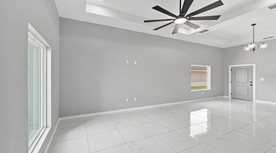 6703 El Jinete Dr., Laredo, Texas 78046-8639, 3 Bedrooms Bedrooms, 5 Rooms Rooms,2 BathroomsBathrooms,Residential,For Sale,6703 El Jinete Dr.,20264608