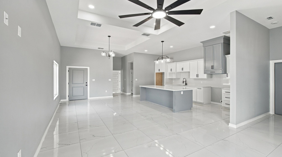 6703 El Jinete Dr., Laredo, Texas 78046-8639, 3 Bedrooms Bedrooms, 5 Rooms Rooms,2 BathroomsBathrooms,Residential,For Sale,6703 El Jinete Dr.,20264608