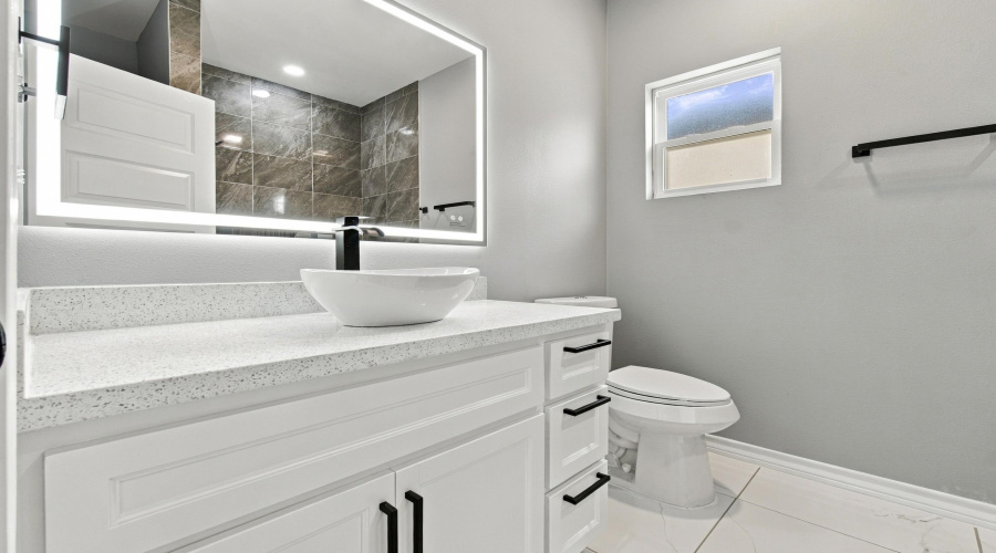 6703 El Jinete Dr., Laredo, Texas 78046-8639, 3 Bedrooms Bedrooms, 5 Rooms Rooms,2 BathroomsBathrooms,Residential,For Sale,6703 El Jinete Dr.,20264608