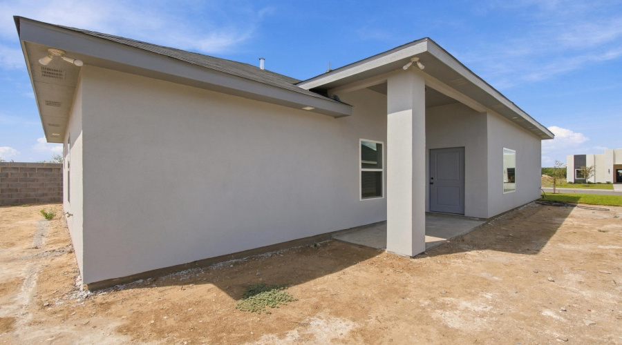 6703 El Jinete Dr., Laredo, Texas 78046-8639, 3 Bedrooms Bedrooms, 5 Rooms Rooms,2 BathroomsBathrooms,Residential,For Sale,6703 El Jinete Dr.,20264608