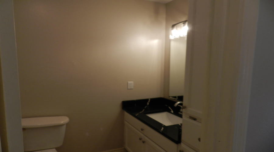 305 Segovia Dr, Laredo, Texas 78046, 3 Bedrooms Bedrooms, 5 Rooms Rooms,2 BathroomsBathrooms,Residential,For Sale,305 Segovia Dr,20264609