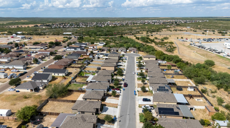 4404 Peacock St., Laredo, Texas 78045, 3 Bedrooms Bedrooms, 6 Rooms Rooms,2 BathroomsBathrooms,Residential,For Rent,4404 Peacock St.,20264619