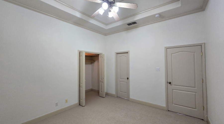 10529 Winrock Dr, Laredo, Texas 78045, 4 Bedrooms Bedrooms, 8 Rooms Rooms,3 BathroomsBathrooms,Residential,For Sale,10529 Winrock Dr,20264613