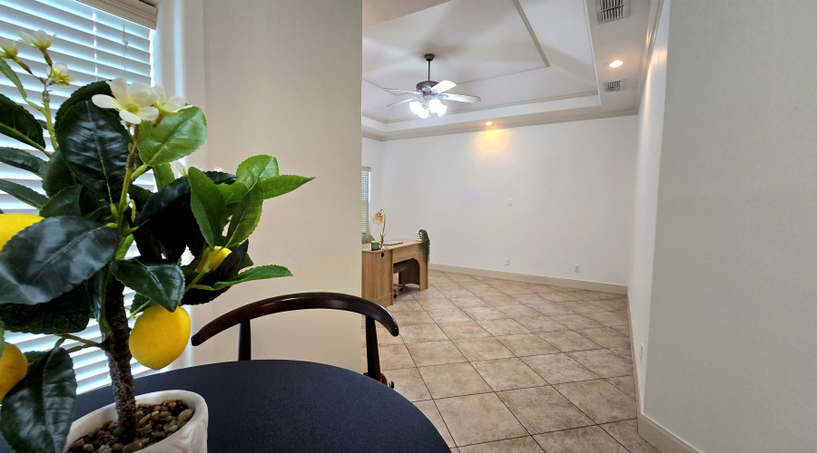 10529 Winrock Dr, Laredo, Texas 78045, 4 Bedrooms Bedrooms, 8 Rooms Rooms,3 BathroomsBathrooms,Residential,For Sale,10529 Winrock Dr,20264613