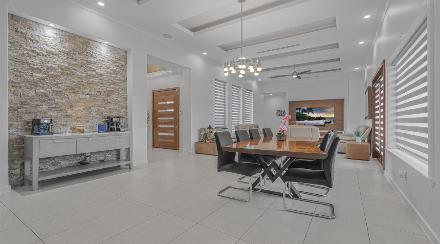 3012 George Martin Dr., Laredo, Texas 78041, 3 Bedrooms Bedrooms, 9 Rooms Rooms,3 BathroomsBathrooms,Residential,For Sale,3012 George Martin Dr.,20264620
