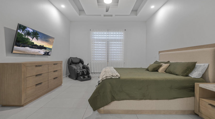 3012 George Martin Dr., Laredo, Texas 78041, 3 Bedrooms Bedrooms, 9 Rooms Rooms,3 BathroomsBathrooms,Residential,For Sale,3012 George Martin Dr.,20264620
