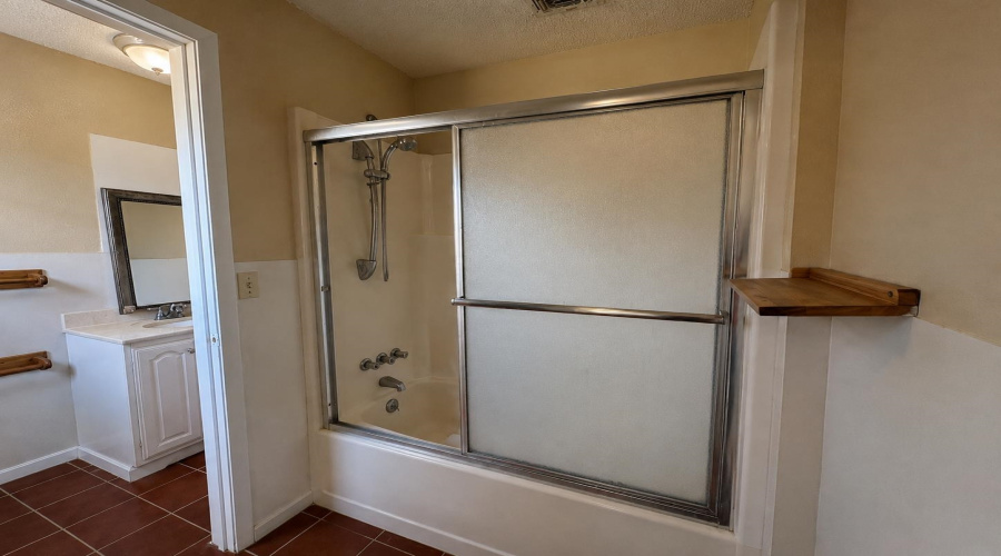 5203 Siesta Ln, Zapata, Texas 78076, 2 Bedrooms Bedrooms, 4 Rooms Rooms,1 BathroomBathrooms,Residential,For Sale,5203 Siesta Ln,20264622