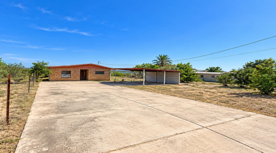 5203 Siesta Ln, Zapata, Texas 78076, 2 Bedrooms Bedrooms, 4 Rooms Rooms,1 BathroomBathrooms,Residential,For Sale,5203 Siesta Ln,20264622