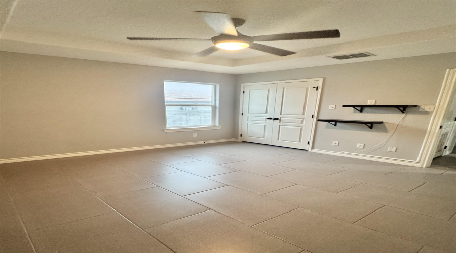 203 Desert Palm Dr., Laredo, Texas 78041, 3 Bedrooms Bedrooms, 5 Rooms Rooms,2 BathroomsBathrooms,Residential,For Rent,203 Desert Palm Dr.,20264624