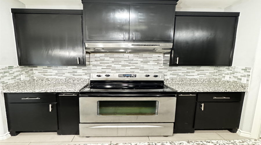 203 Desert Palm Dr., Laredo, Texas 78041, 3 Bedrooms Bedrooms, 5 Rooms Rooms,2 BathroomsBathrooms,Residential,For Rent,203 Desert Palm Dr.,20264624
