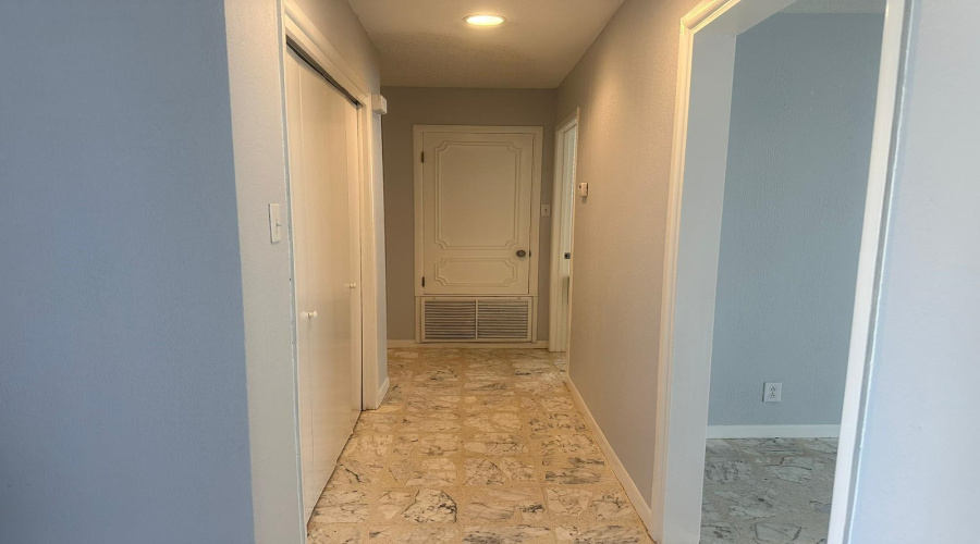2315 Guerrero St, Laredo, Texas 78043, 3 Bedrooms Bedrooms, 6 Rooms Rooms,2 BathroomsBathrooms,Residential,For Rent,2315 Guerrero St,20264625