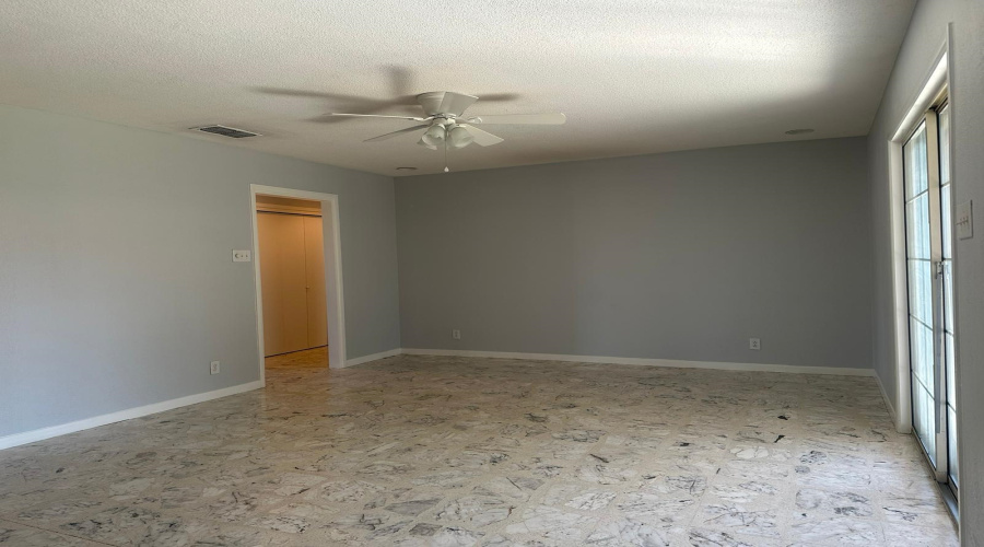 2315 Guerrero St, Laredo, Texas 78043, 3 Bedrooms Bedrooms, 6 Rooms Rooms,2 BathroomsBathrooms,Residential,For Rent,2315 Guerrero St,20264625