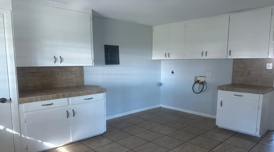 2315 Guerrero St, Laredo, Texas 78043, 3 Bedrooms Bedrooms, 6 Rooms Rooms,2 BathroomsBathrooms,Residential,For Rent,2315 Guerrero St,20264625