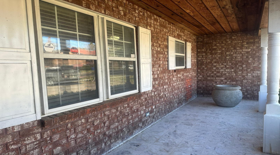 2315 Guerrero St, Laredo, Texas 78043, 3 Bedrooms Bedrooms, 6 Rooms Rooms,2 BathroomsBathrooms,Residential,For Rent,2315 Guerrero St,20264625