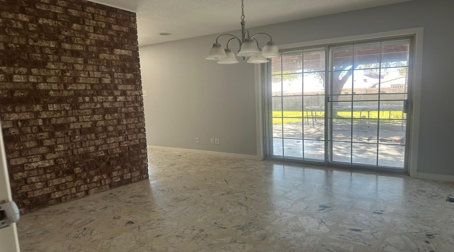 2315 Guerrero St, Laredo, Texas 78043, 3 Bedrooms Bedrooms, 6 Rooms Rooms,2 BathroomsBathrooms,Residential,For Rent,2315 Guerrero St,20264625