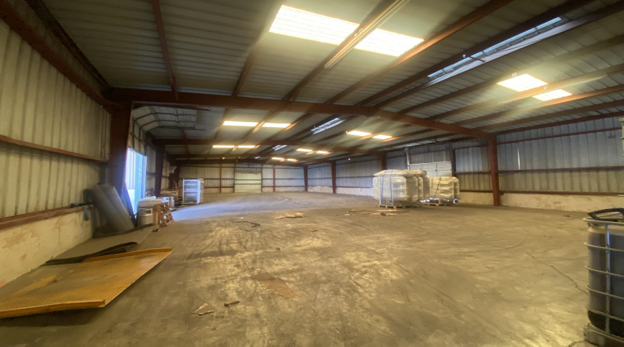 2019 Jefferson St, LAREDO, Texas 78040, 1 Bedroom Bedrooms, 21 Rooms Rooms,2 BathroomsBathrooms,Commercial/industrial,For Rent,2019 Jefferson St,20264636