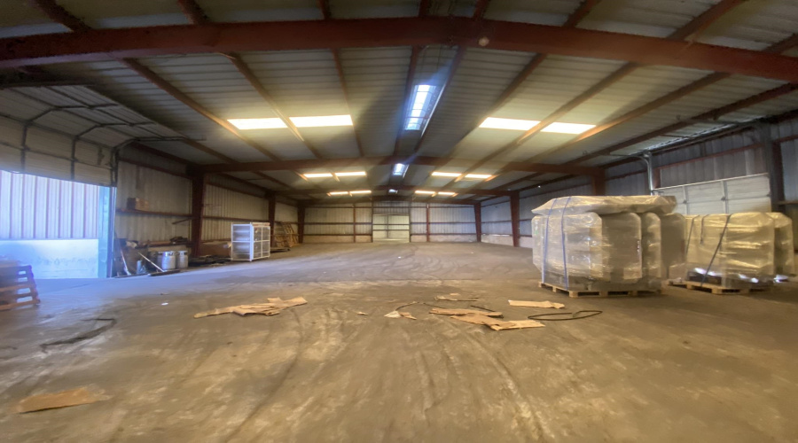 2019 Jefferson St, LAREDO, Texas 78040, 1 Bedroom Bedrooms, 21 Rooms Rooms,2 BathroomsBathrooms,Commercial/industrial,For Rent,2019 Jefferson St,20264636