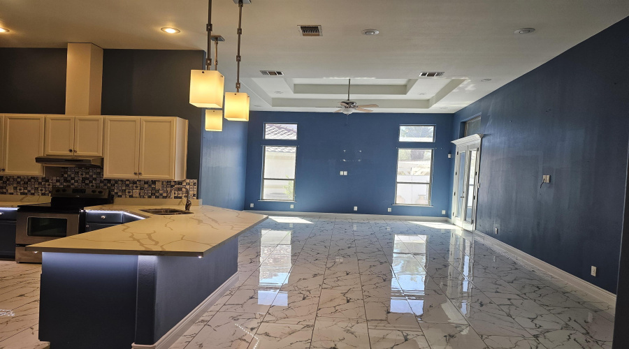 7215 Lake Victoria Rd, Laredo, Texas 78041, 3 Bedrooms Bedrooms, 6 Rooms Rooms,2 BathroomsBathrooms,Residential,For Sale,7215 Lake Victoria Rd,20264627