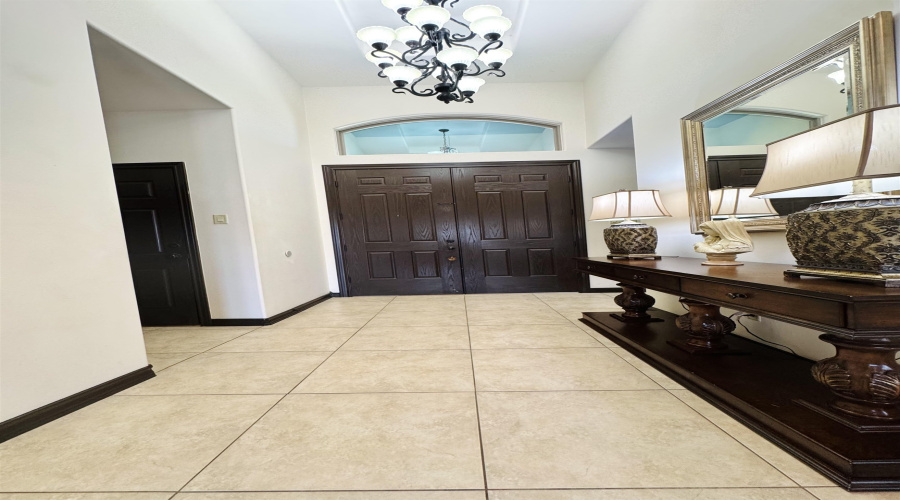 205 Sandhill Oak Dr, Laredo, Texas 78045, 3 Bedrooms Bedrooms, 6 Rooms Rooms,2 BathroomsBathrooms,Residential,For Sale,205 Sandhill Oak Dr,20264630