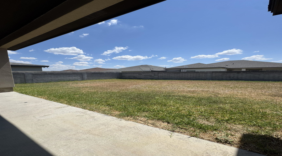 205 Sandhill Oak Dr, Laredo, Texas 78045, 3 Bedrooms Bedrooms, 6 Rooms Rooms,2 BathroomsBathrooms,Residential,For Sale,205 Sandhill Oak Dr,20264630